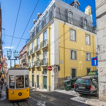 Apartment Yellow Bica
